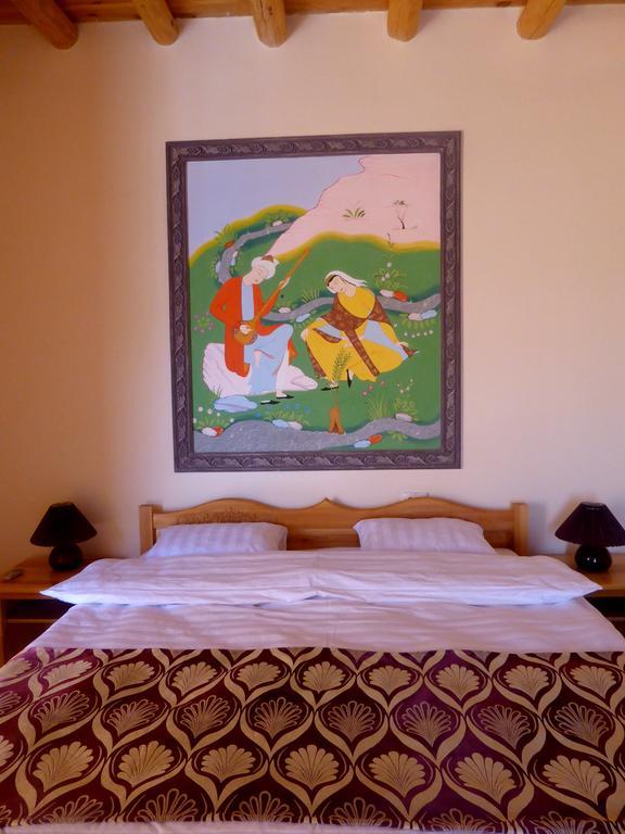 Hovli Poyon Hotel Boukhara Extérieur photo