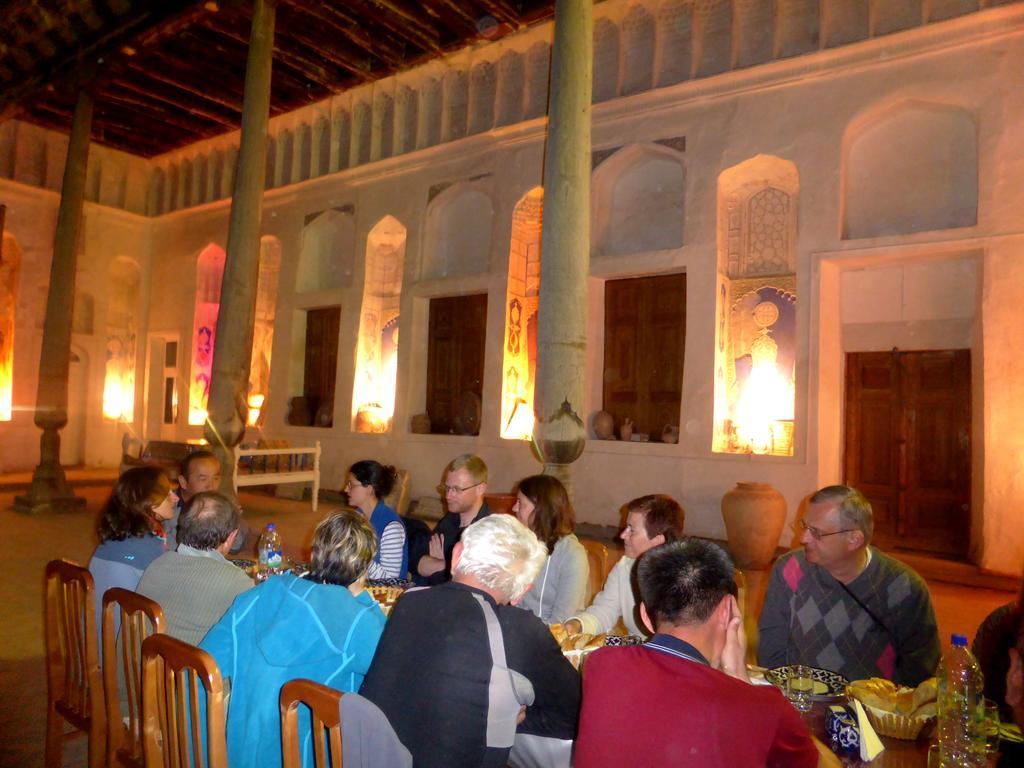 Hovli Poyon Hotel Boukhara Extérieur photo