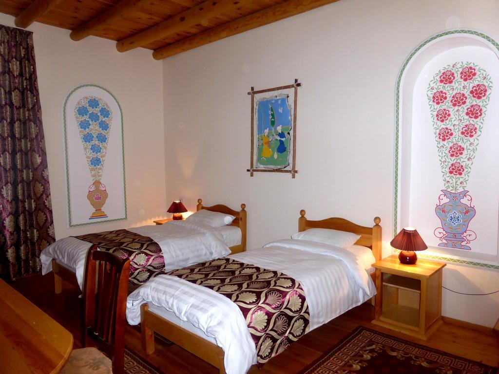 Hovli Poyon Hotel Boukhara Extérieur photo