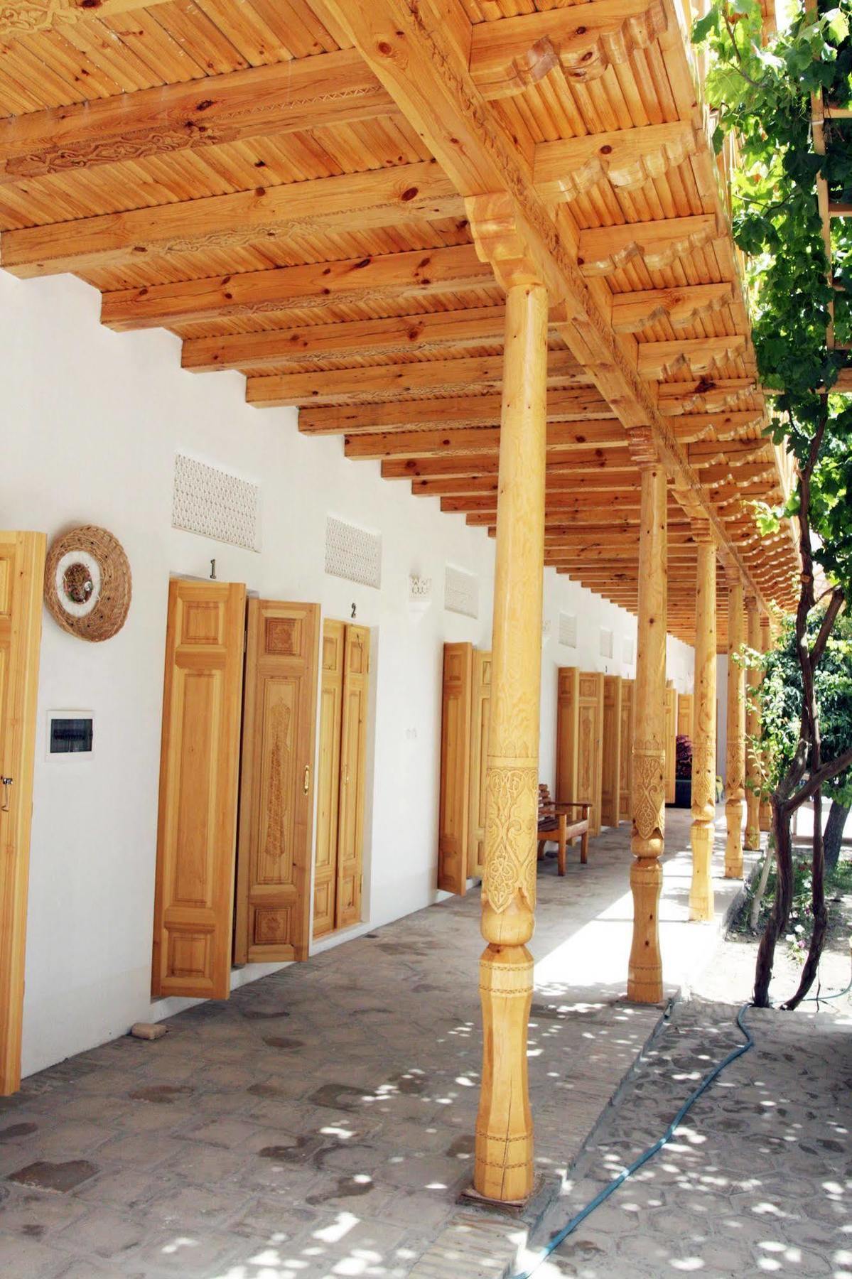 Hovli Poyon Hotel Boukhara Extérieur photo