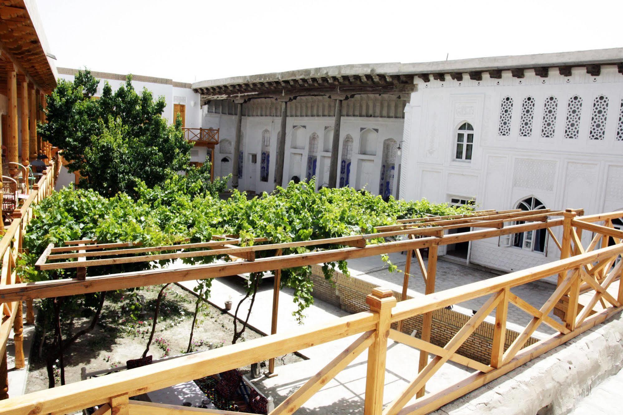 Hovli Poyon Hotel Boukhara Extérieur photo